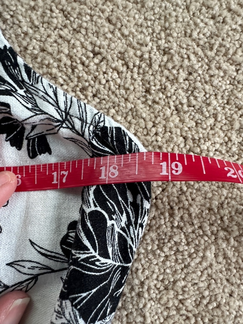 Belle Verne linen blend romper - Picture 9 of 10